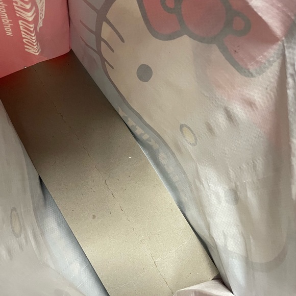 Hello Kitty tote - Picture 5 of 6